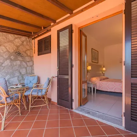 Hotell Lo Scirocco 3*