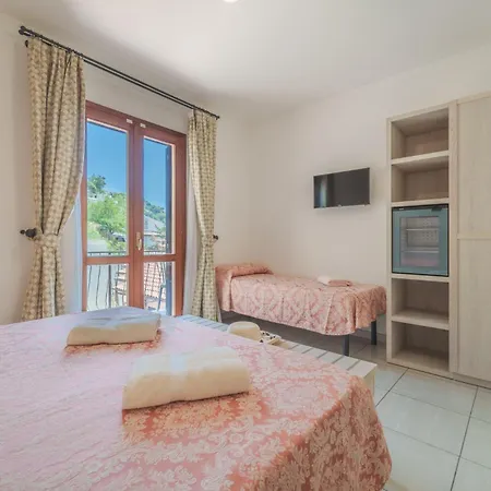 Lo Scirocco Hotell 3*