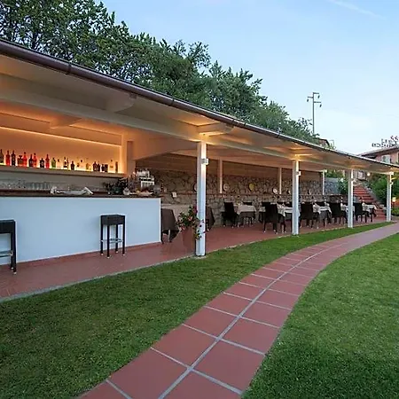 Hotel Lo Scirocco